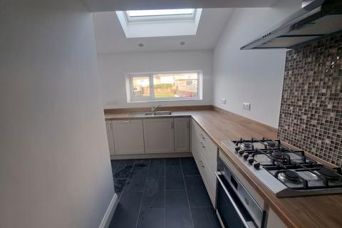 3 bedroom semi-detached house for sale, Hendre Road, Garnant, Ammanford, SA18