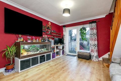 2 bedroom terraced house for sale, Ivanhoe Close, CRAWLEY, West Sussex, RH11