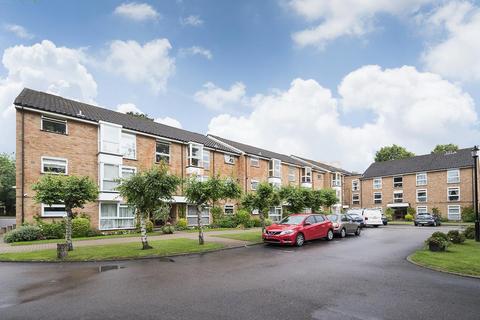 Flat 15, Randall Court Page Street, London, NW7 2NJ