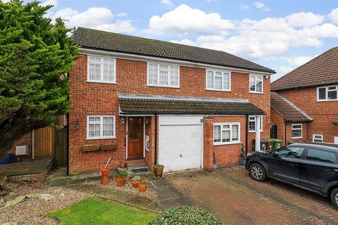 4 bedroom house for sale, The Squirrels, Bushey WD23