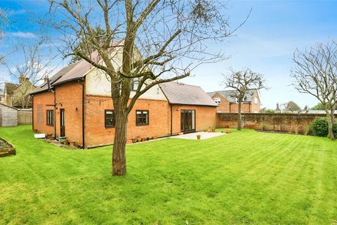 5 bedroom barn conversion for sale, Lowndes Way, Buckingham MK18