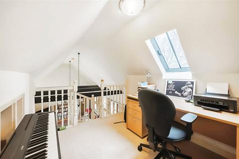 5 bedroom barn conversion for sale, Lowndes Way, Buckingham MK18