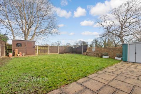 4 bedroom chalet for sale, Phelps Close, Sevenoaks TN15