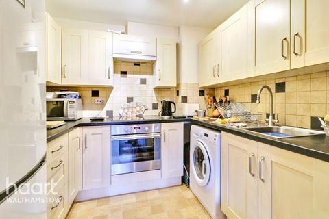 1 bedroom apartment for sale, Teresa Mews, London