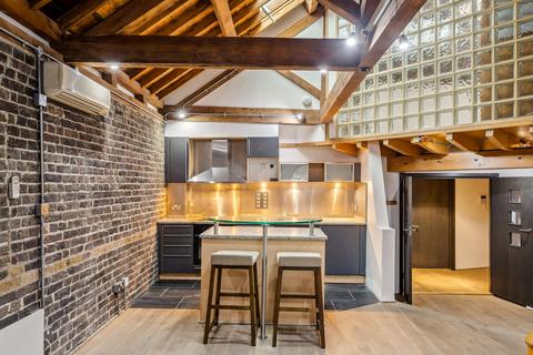 2 bedroom apartment for sale, Port East Apartments, Hertsmere Road, London, E14