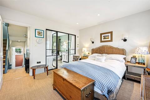 101 Black Lion Lane, London, W6 9BG