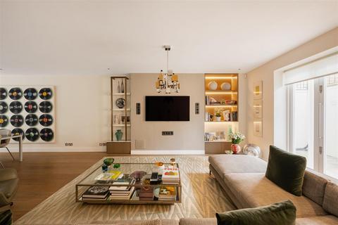 3 Randolph Road, London, W9 1AN