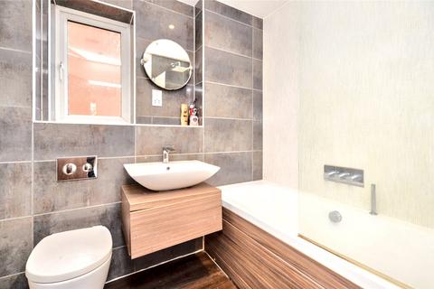 24 Springfield Road, Lofthouse, Wakefield, WF3 3FN