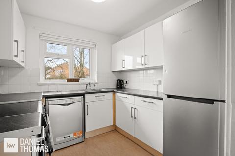 11 Lucas Court, Waltham Abbey, EN9 3EG