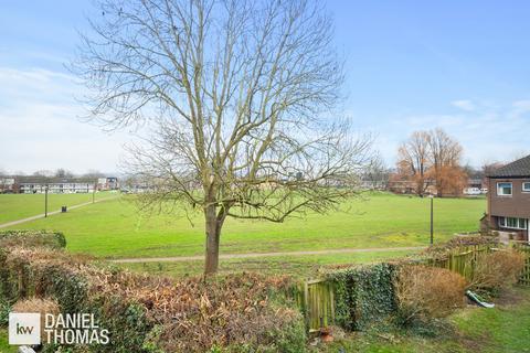 11 Lucas Court, Waltham Abbey, EN9 3EG