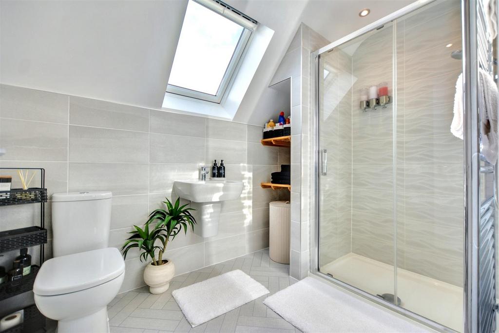 En Suite 2.jpeg