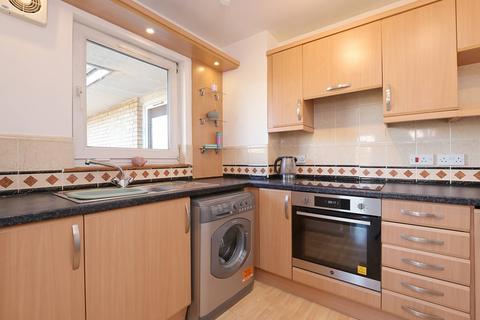 2 bedroom flat for sale, 24 Swift Brae, Ladywell, Livingston, EH54 6GY