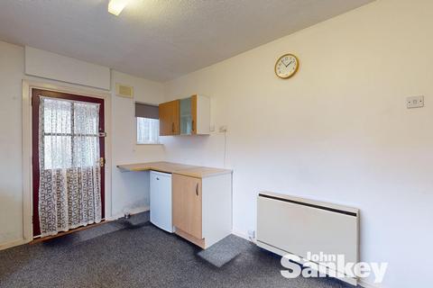 21 Central Drive, Clipstone Village, Mansfield, NG21 9AG