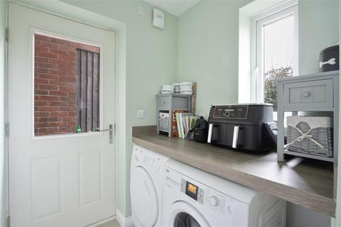 3 Brookfield Close, Grassmoor, Chesterfield, S42 5FJ