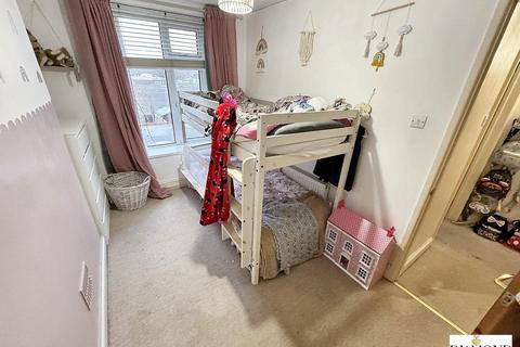 1 Blundells Road, Tiverton, EX16 4DB