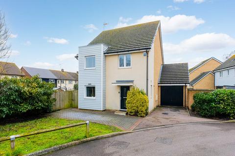 4 bedroom detached house for sale, Elms Court, Westcliff-on-sea, SS0