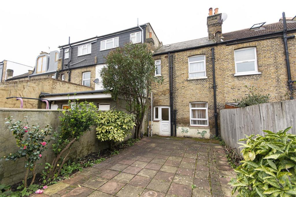 Rostella Road SW17 (11).jpg