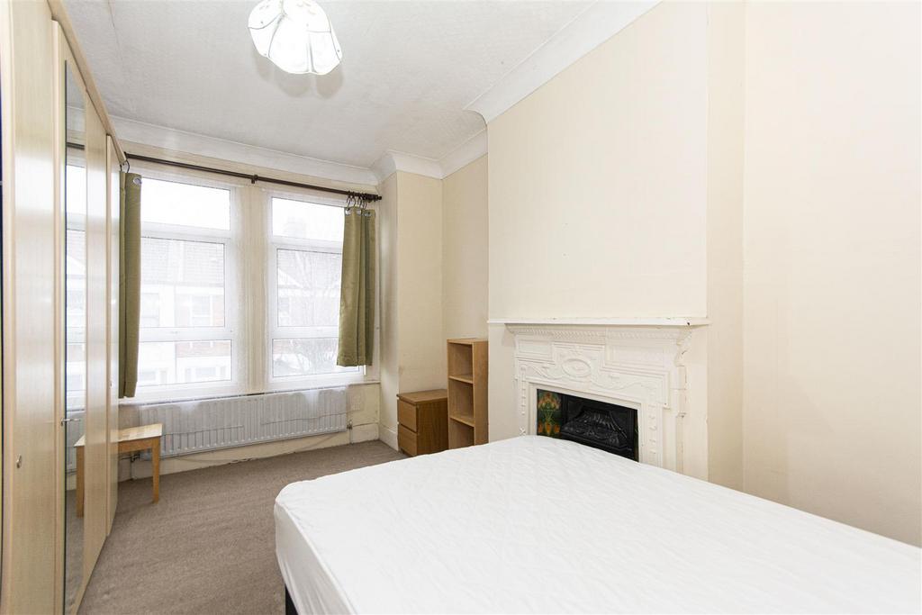 Rostella Road SW17 (1).jpg