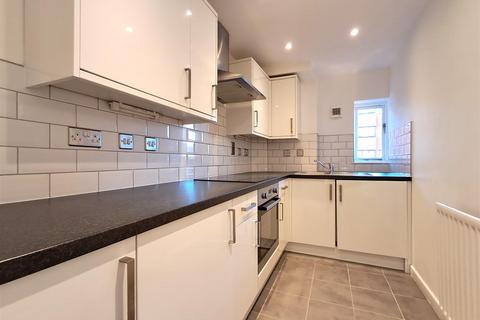 2 bedroom flat to rent, Wells Road, Bristol