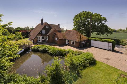 5 bedroom detached house for sale, Collier Street, Marden