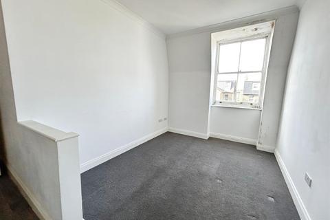 2 bedroom flat to rent, Dalby Square, Cliftonville, Margate