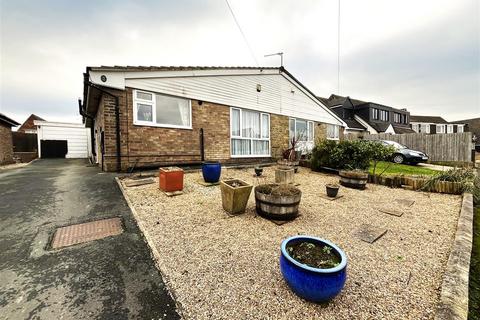 2 bedroom semi-detached bungalow for sale, Thirlmere Avenue, Bradford BD12