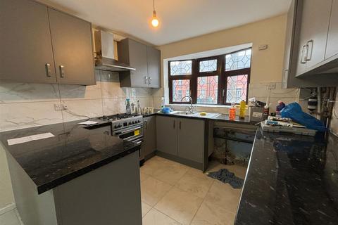 3 bedroom house to rent, Whitehall Road, Walsall