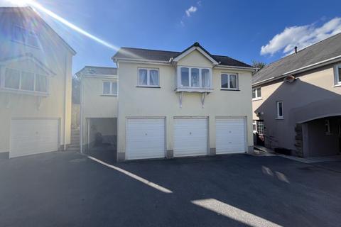 1 bedroom flat for sale, 4 The Mews, New Road, Llandeilo, Carmarthenshire.