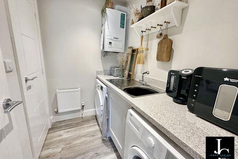 12 Mollett Drive, Ironbridge, Telford, TF8 7BH