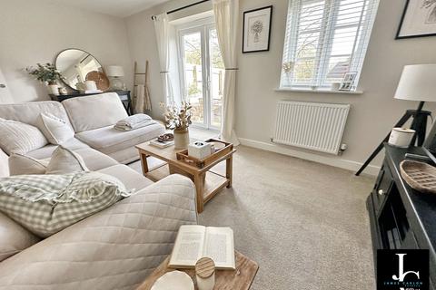12 Mollett Drive, Ironbridge, Telford, TF8 7BH