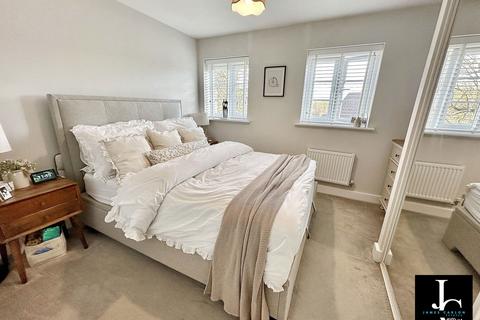 12 Mollett Drive, Ironbridge, Telford, TF8 7BH