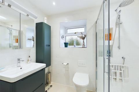 21 Chiltern Ridge, Stokenchurch, High Wycombe, HP14 3SZ