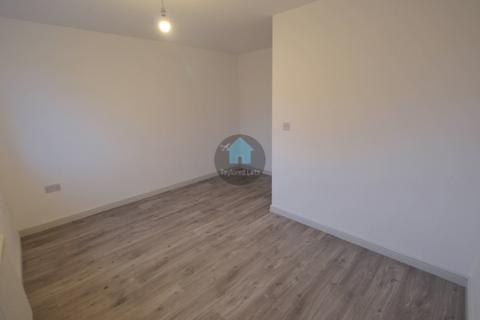 3 bedroom end of terrace house to rent, Casey Court, Ashington NE63