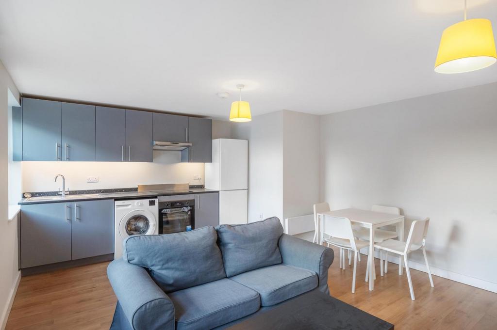 Kitchen/Reception
