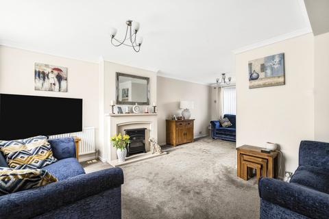 4 bedroom semi-detached house for sale, Oak Drive, Kidlington, OX5