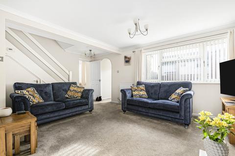 4 bedroom semi-detached house for sale, Oak Drive, Kidlington, OX5