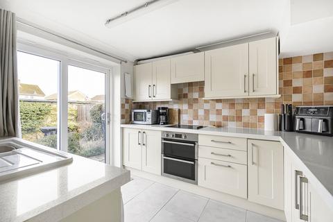 4 bedroom semi-detached house for sale, Oak Drive, Kidlington, OX5