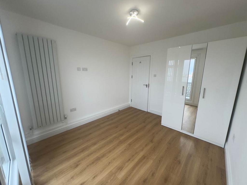 Bedroom 1, 2