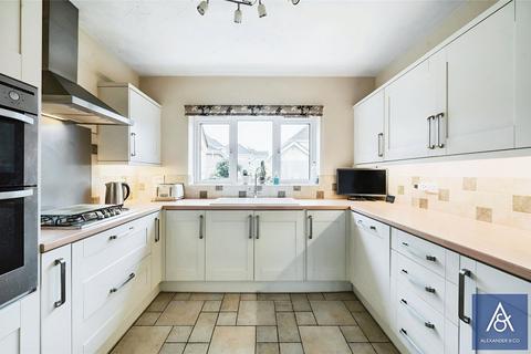 26 Falcon Way, Brackley, NN13 6PZ