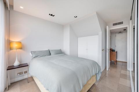 2 bedroom flat for sale, Block A, 27 Green Walk, London