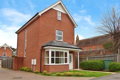 4 bedroom detached house to rent, Cauldwell Hall Road, Ipswich, IP4