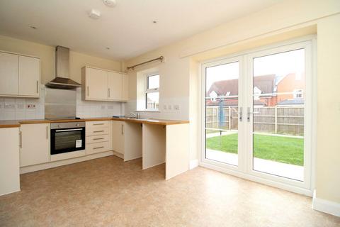 4 bedroom detached house to rent, Cauldwell Hall Road, Ipswich, IP4