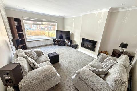 2 bedroom semi-detached bungalow for sale, Benridge Close, Acklam, Middlesbrough, North Yorkshire, TS5 8RJ