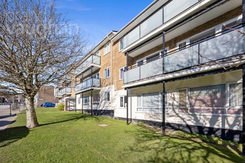 1 bedroom flat for sale, Lustrells Vale, Saltdean, Brighton, East Sussex, BN2