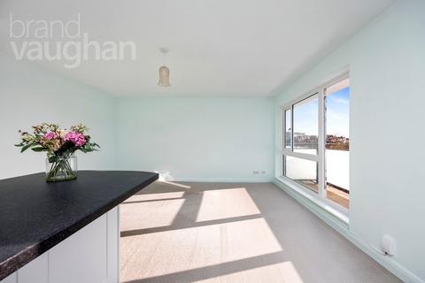 1 bedroom flat for sale, Lustrells Vale, Saltdean, Brighton, East Sussex, BN2