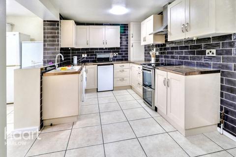 3 bedroom terraced house for sale, Fold Croft, Harlow