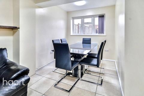 249 Fold Croft, Harlow, CM20 1SR