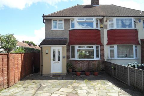 3 bedroom semi-detached house to rent, Berwick Crescent, Sidcup DA15