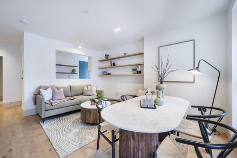 1 bedroom flat to rent, Flat ,  Nevern Square, London SW5