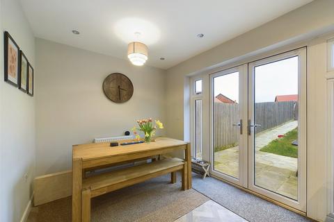 3 bedroom terraced house for sale, Bluebell Crescent, Brockworth, Gloucester, Gloucestershire, GL3
